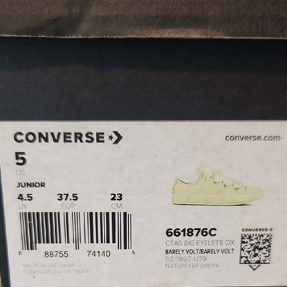 Converse Light Green Sneakers - Picture 11 of 12